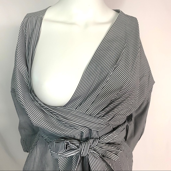 Motherhood Maternity Nursing Wrap Tunic Striped - Picture 2 of 9